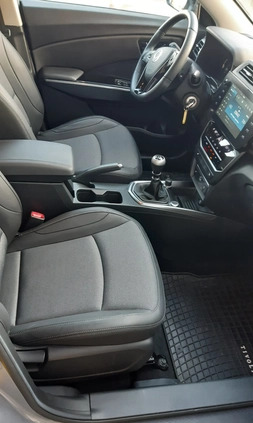 SsangYong Tivoli cena 102900 przebieg: 5500, rok produkcji 2023 z Marki małe 254